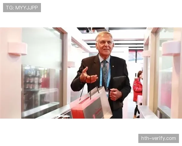 埃琳·安德森训练完直接去超市抢打折牛排，这反差谁懂